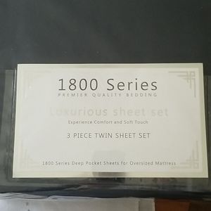 1800 Premier Quality Bedding